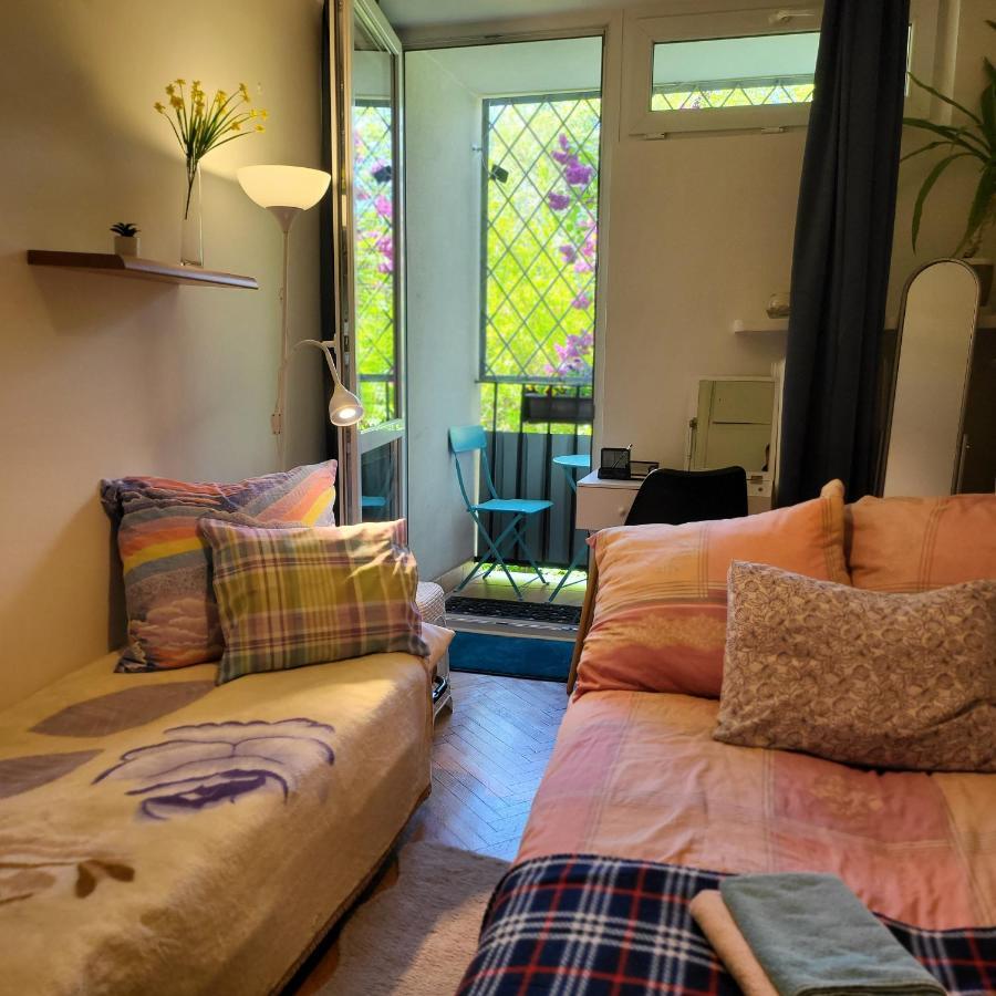 Spacious Retro Flat Close To National Stadium Warschau Exterior foto